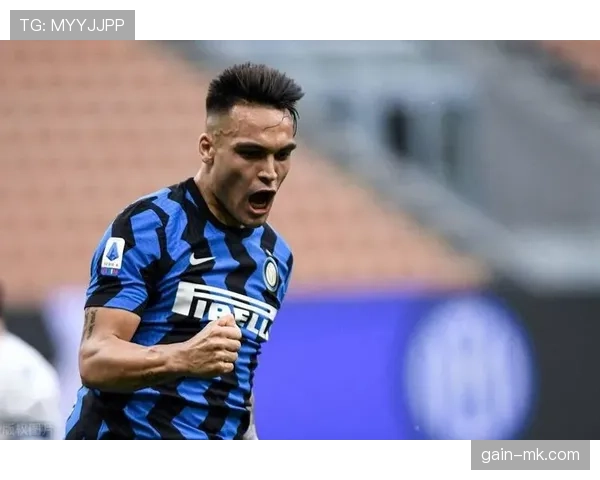 桑普阵容焕然一新，新援助力战术革新，球队状态回升引关注