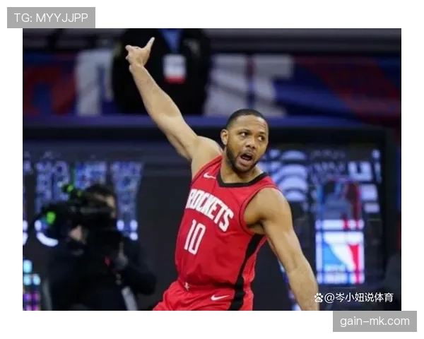 本·戈登无球跑动制造空位，三分效率领跑替补席